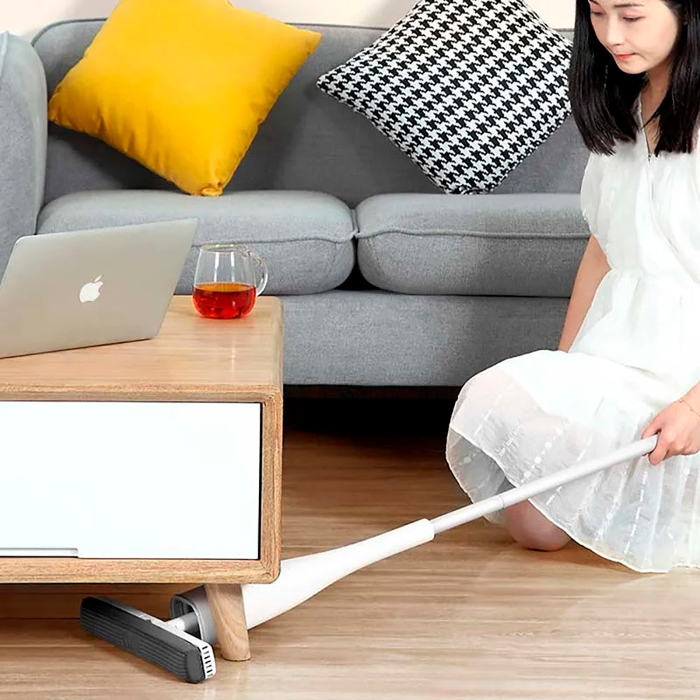 Self-Wringing Fiber Mop: Efficient Cleaning with Comfort and Practicality